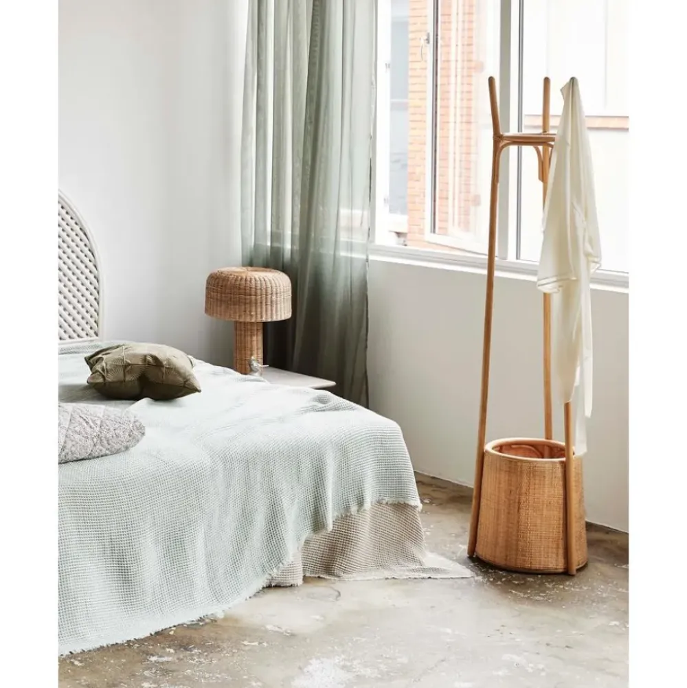 Clearance Perchero De Ratan Con Cesta Sio Percheros